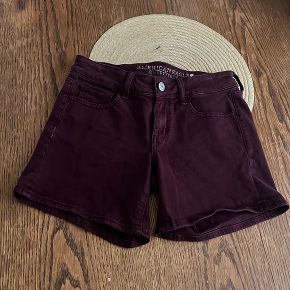 AOE Twill MIDI Rise Super Stretch Jeans Shorts Size 4 - Picture 2 of 10